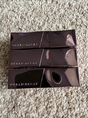 3x Urban Decay Lipstick